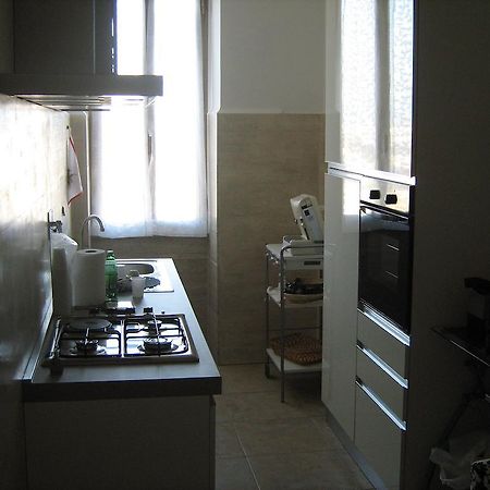 רומא Appia Nuova Holiday B&B חדר תמונה
