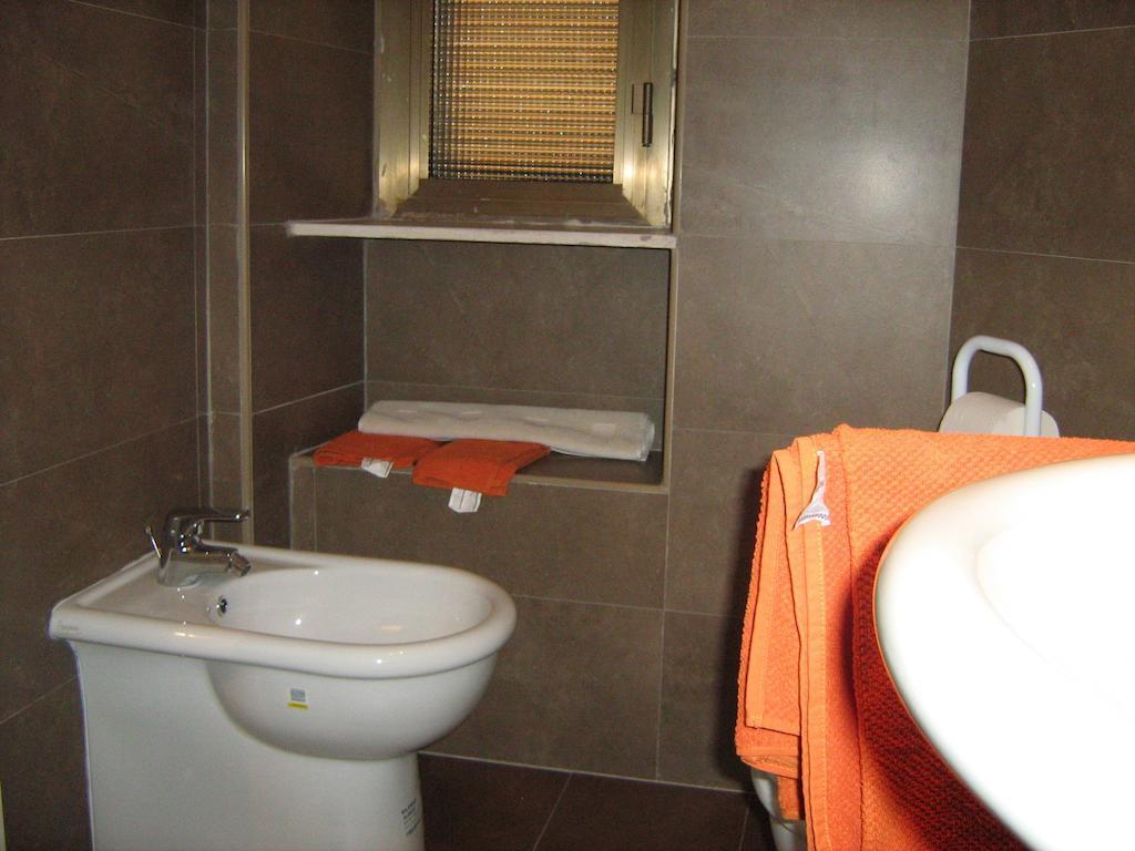 רומא Appia Nuova Holiday B&B מראה חיצוני תמונה